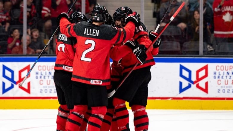 Team Canada defeats Czechia to capture gold at 2023 Hlinka Gretzky Cup -  Red Deer Advocate